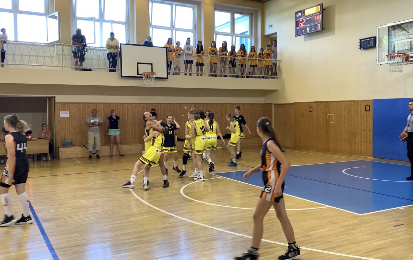 Read more about the article MAJSTROVSTVÁ SLOVENSKA MLADŠIE ŽIAČKY U13 – ŠTVRŤFINÁLE