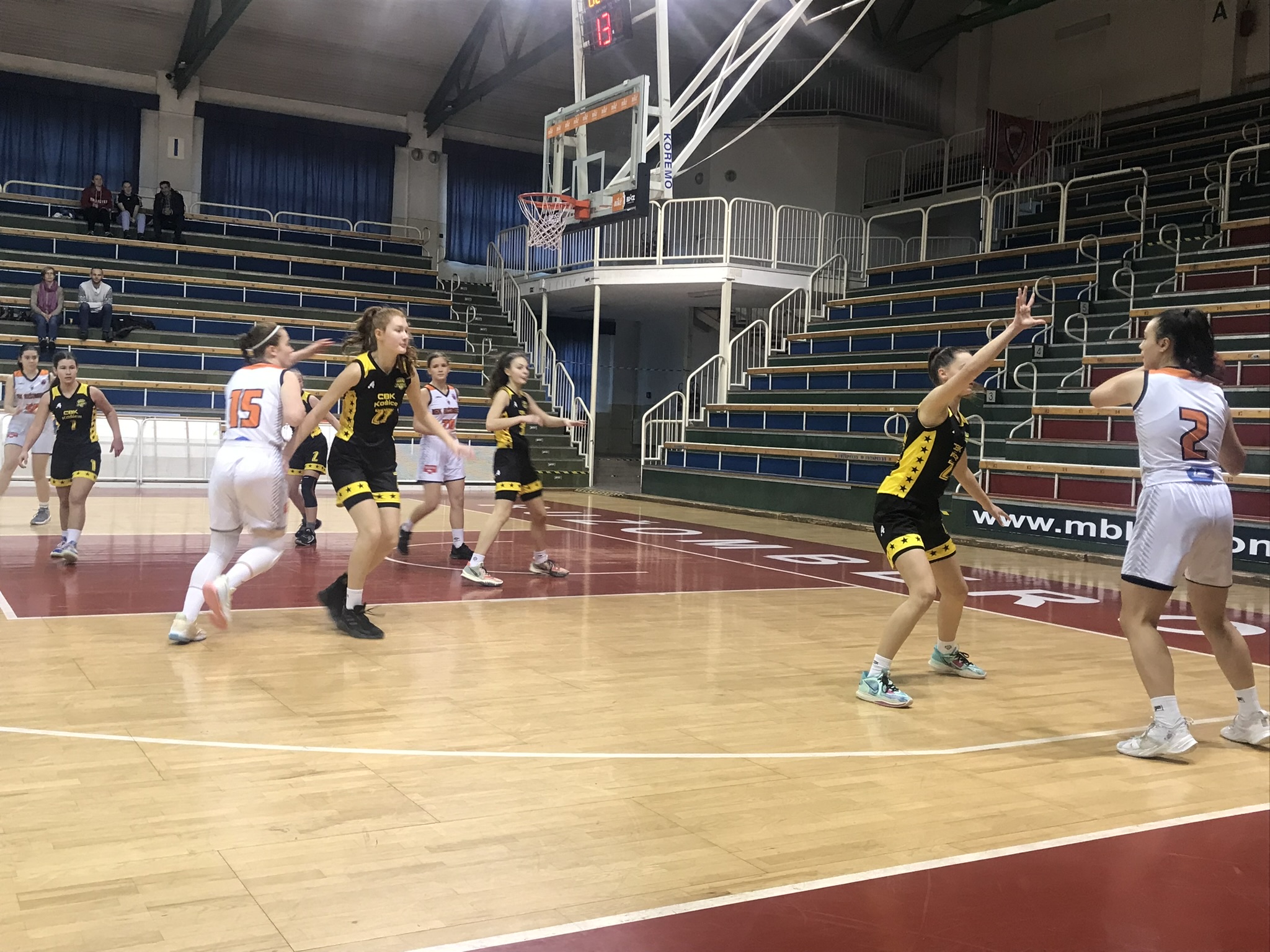 You are currently viewing STARŠIE ŽIAČKY U15: Na Liptove sympatický prejav našich dievčat