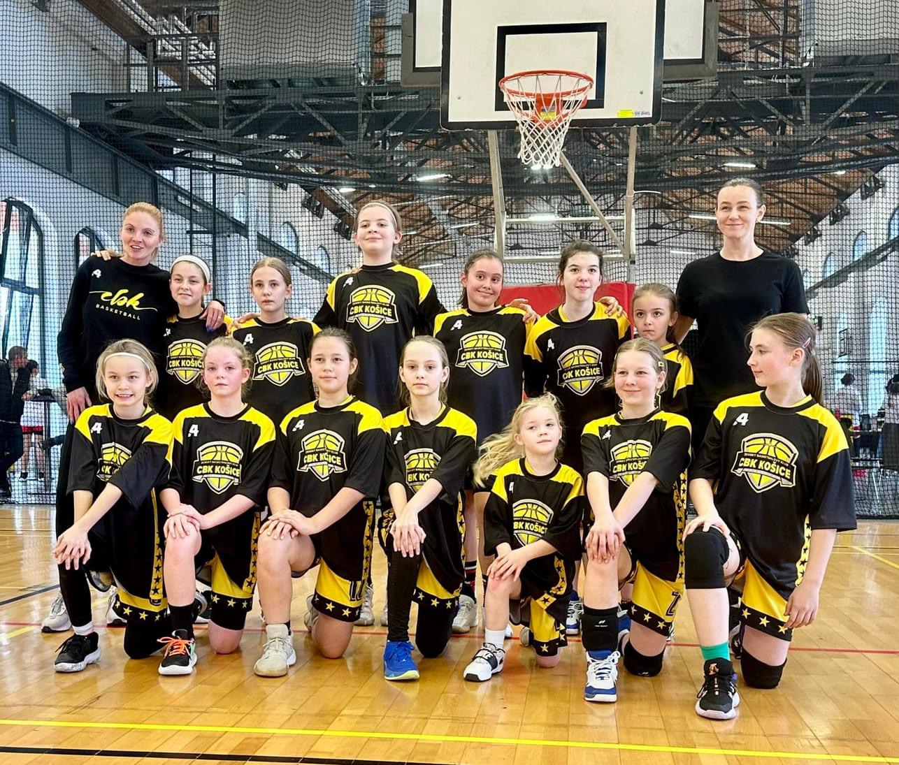Read more about the article U12: Na Easter Tournament 2024 vysoká škola basketbalu