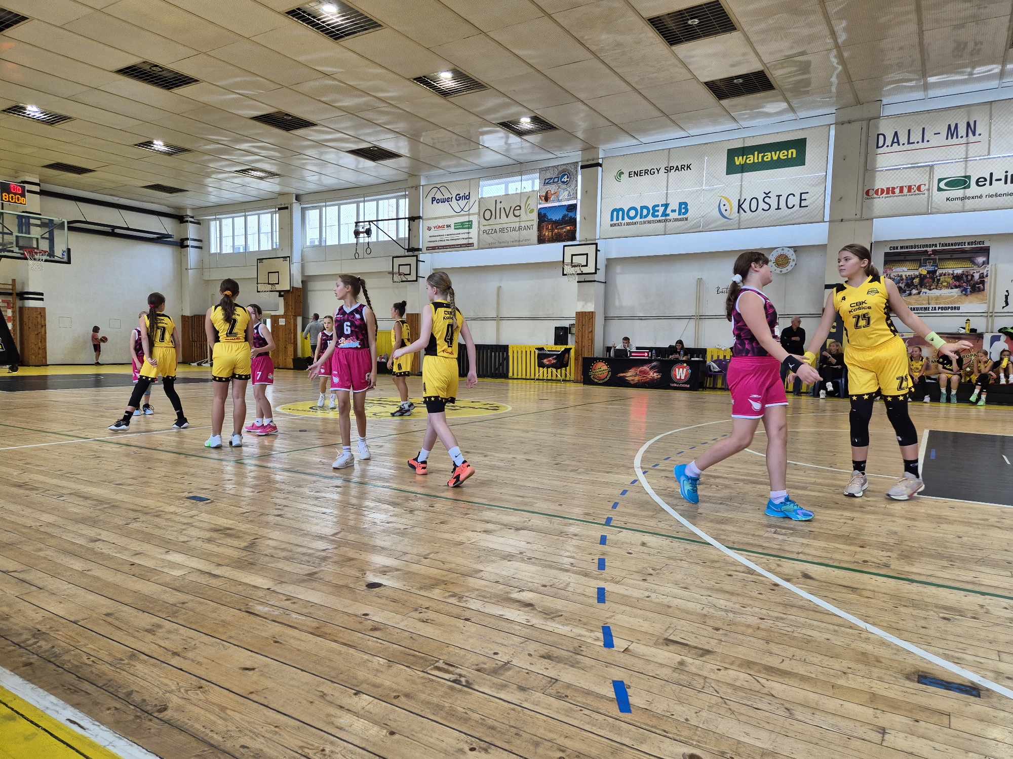You are currently viewing STARŠIE MINI U12: Jasné víťazstvá na úvod sezóny, no i menšie rozpaky